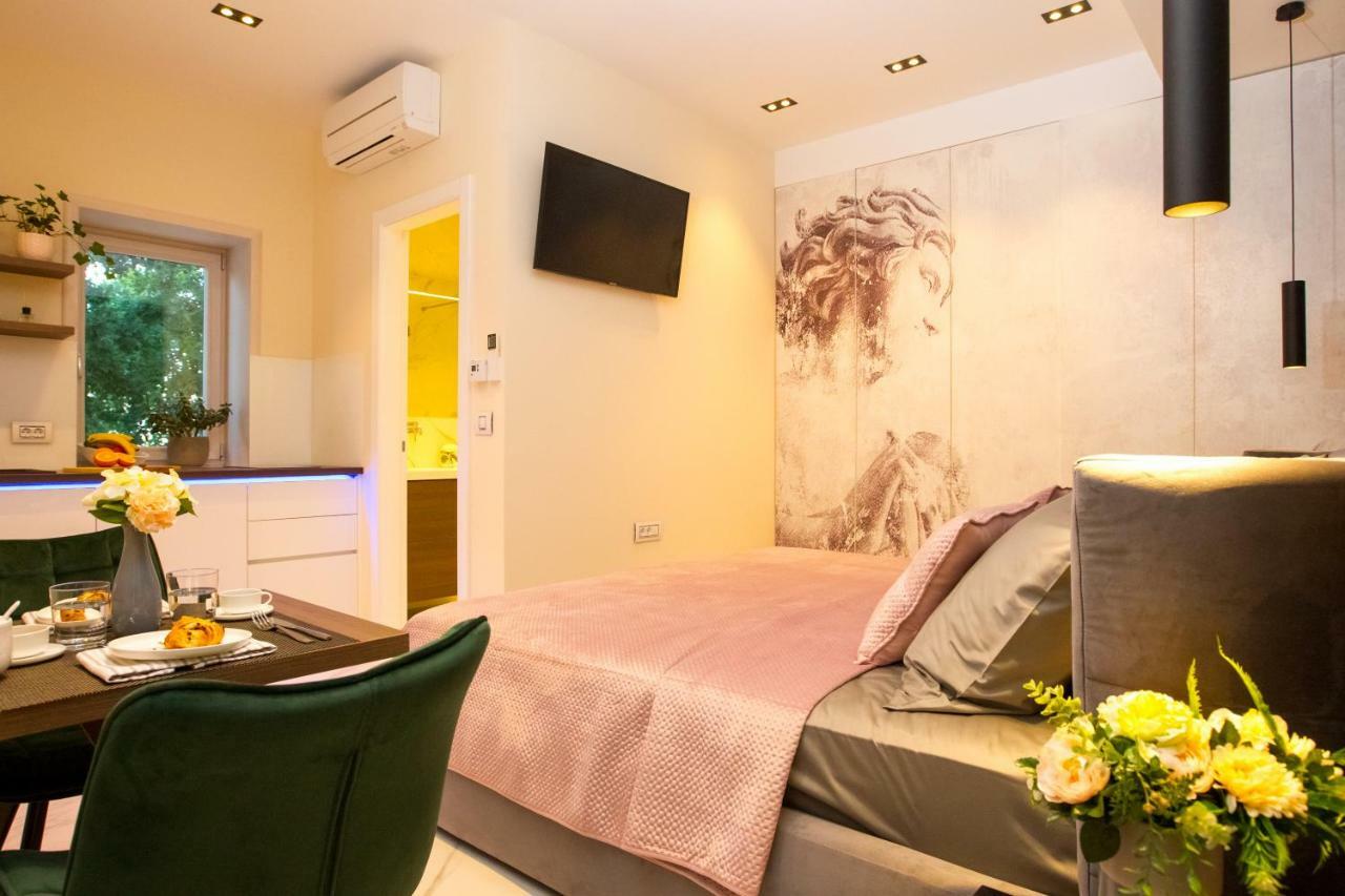 Apartmani Paklenica Noa Starigrad Paklenica Exteriér fotografie
