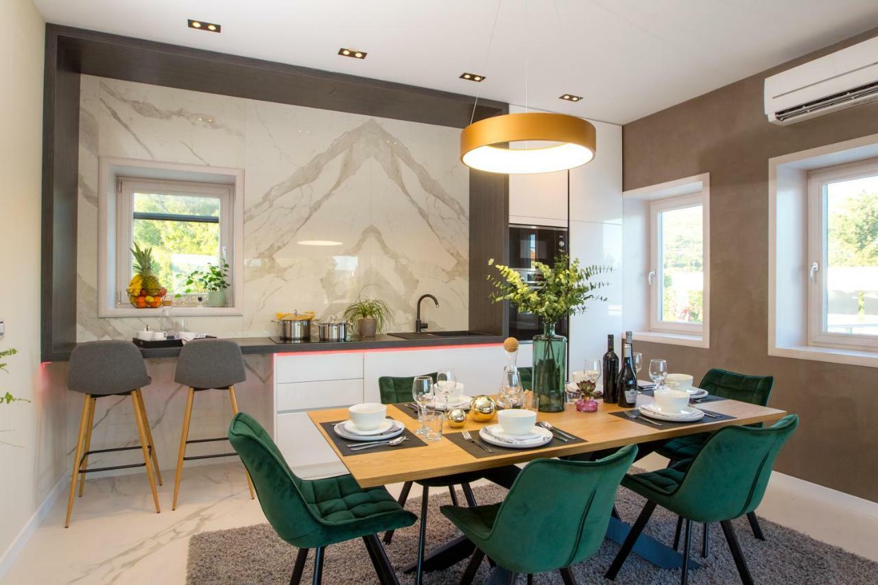 Apartmani Paklenica Noa Starigrad Paklenica Exteriér fotografie
