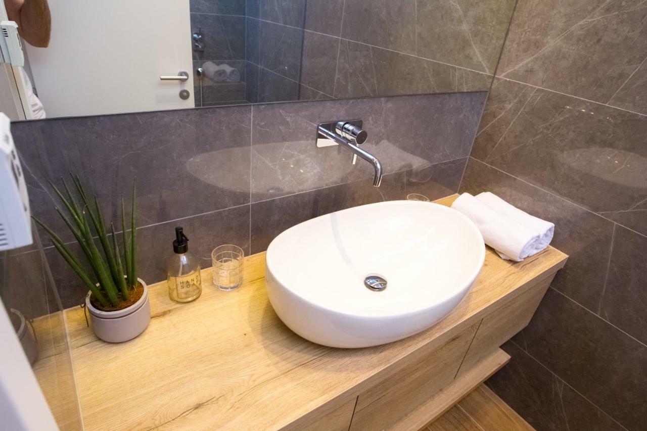Apartmani Paklenica Noa Starigrad Paklenica Exteriér fotografie